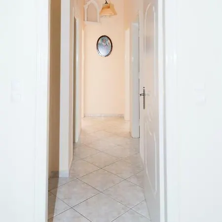 Vithos Apartment Kalamata Extérieur photo